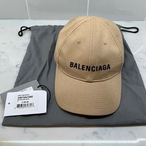 BALENCIAGA CLASSIC CAP - size L 59 cm beige/ black